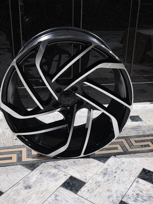 20 razmerli diskalar. Kaptiva Malibu 2  kia k5 onixga tushadi yangi