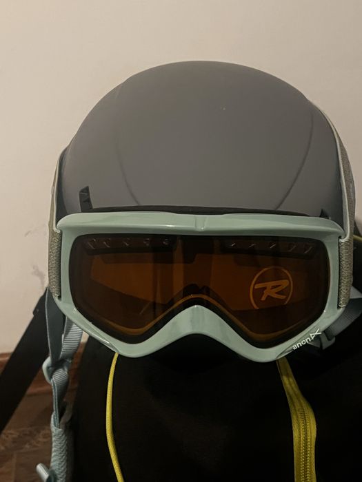 Лыжи, палки , ботинки, шлем, очки