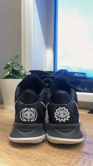 Nike Kyrie 7 basketball shoes