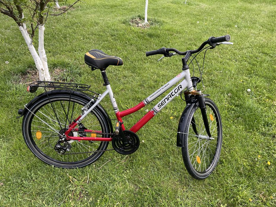 Vand bicicleta  in stare goarte buna