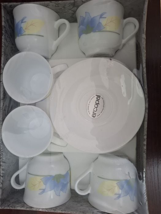 Набор посуды для дома, в подарок