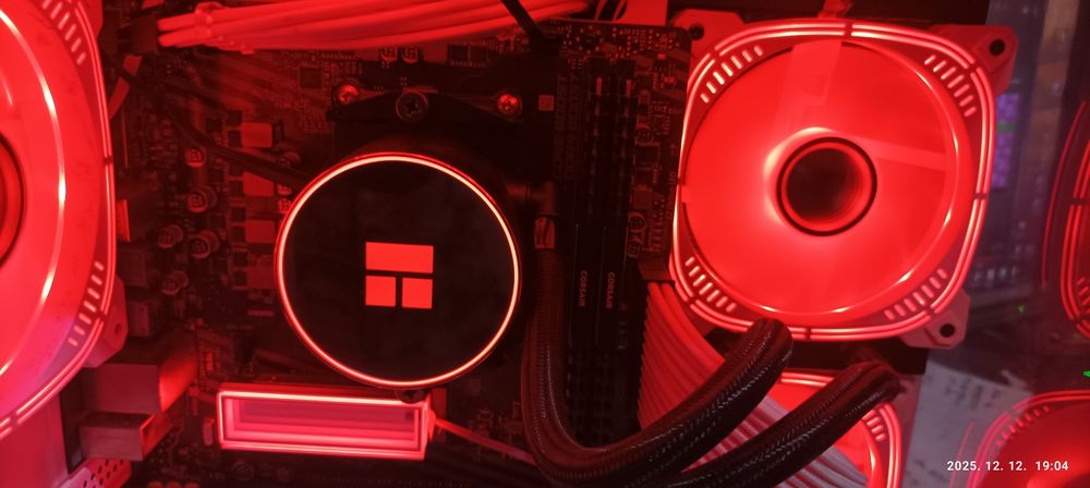 Memorie DDR4  16GB(2*8)  2400mhz cl16