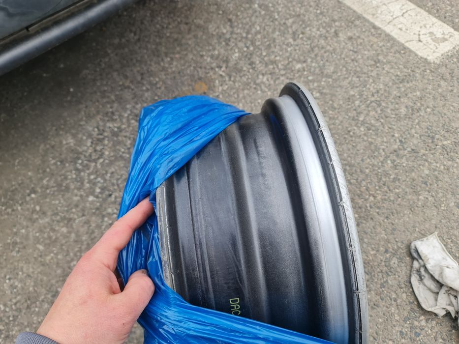 Jante tabla 15" dacia Logan