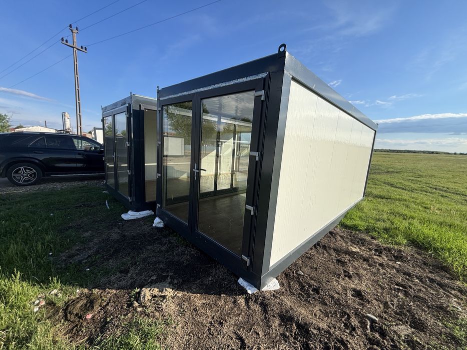 Pe stoc aceste ansamblu de containere 5.4m latime x 6m lungime