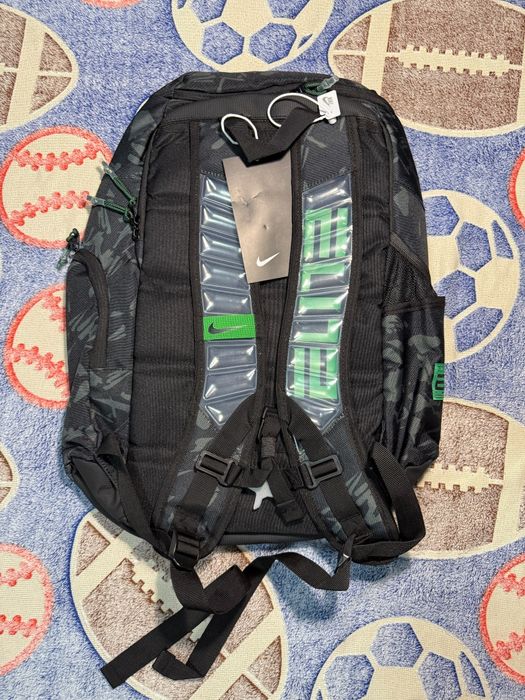 продаётся Nike Elite bag