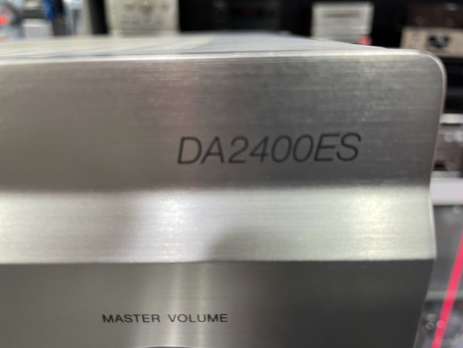 Sony DA 2400 ES…
