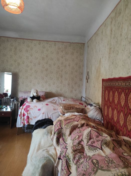 Продается 3х комнатная квартира на 2 этаже