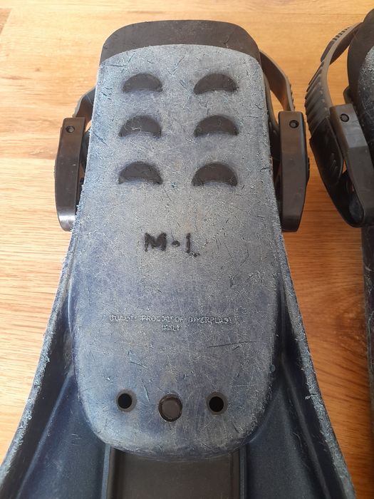 Labe scufundări, scafandru M - L