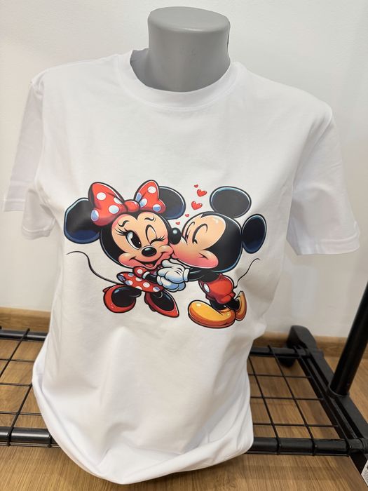 Спортно елегантни тениски