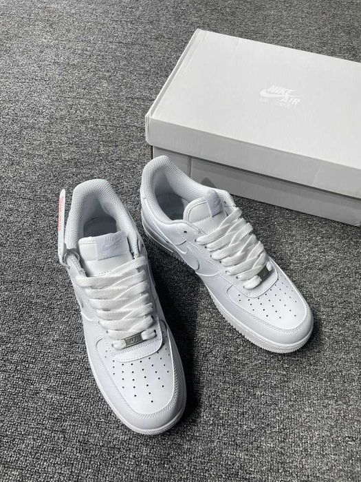 Nike Air Force 1 Triple White (36-47)