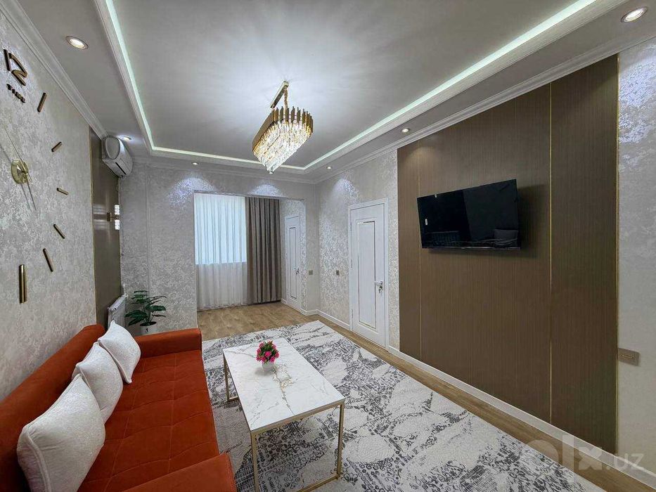 СРОЧНО !! Продается квартира в Яшнабаде 1/2/4 ( 38 кв/м ) Авиасозлар 1
