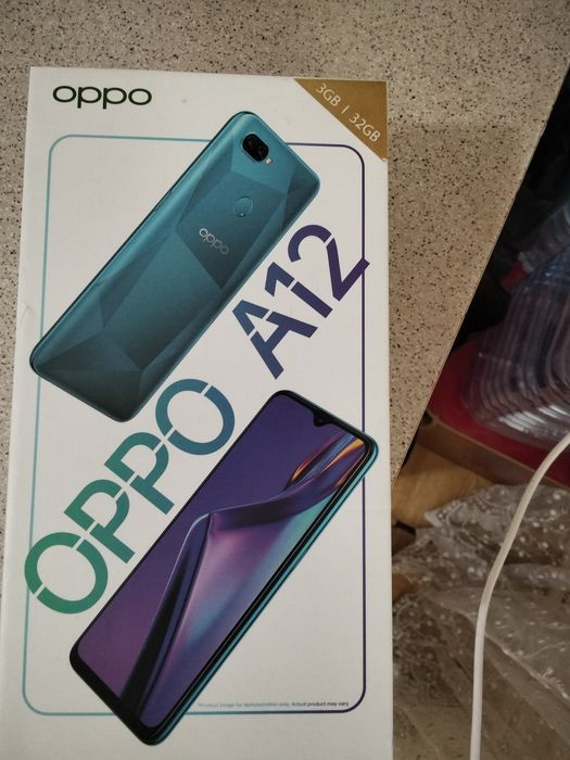 Продам смартфон OPPO A12