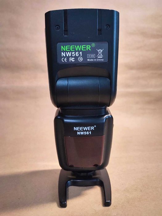Blitz Neewer NW-561