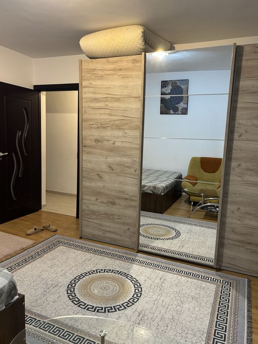 Inchiriez apartament 2 camere