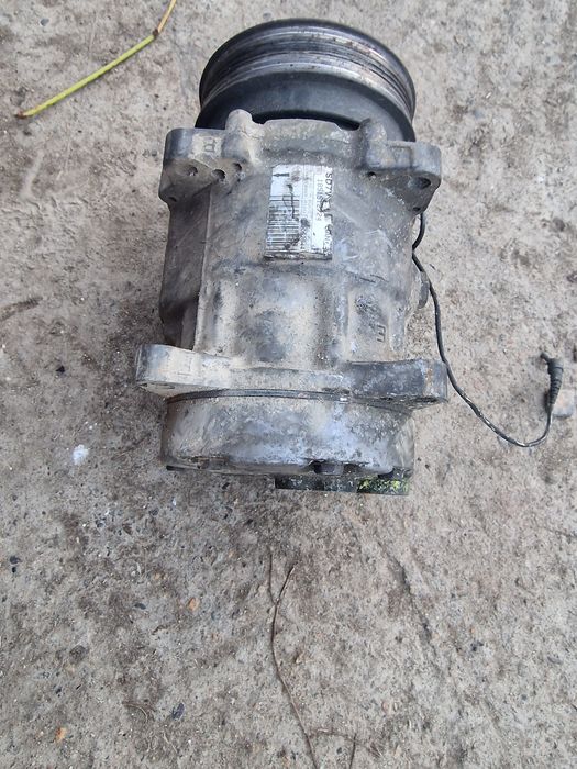 renault mascott Cabina cu dormitor