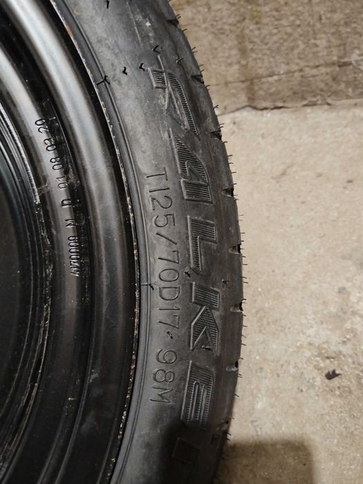 Резервна гума за Тойота