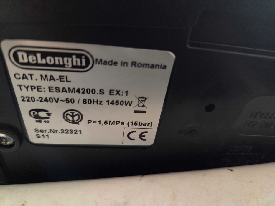 Espressor Automat DeLonghi Magnifica ESAM4200.S Aparat cu Cafea Boabe