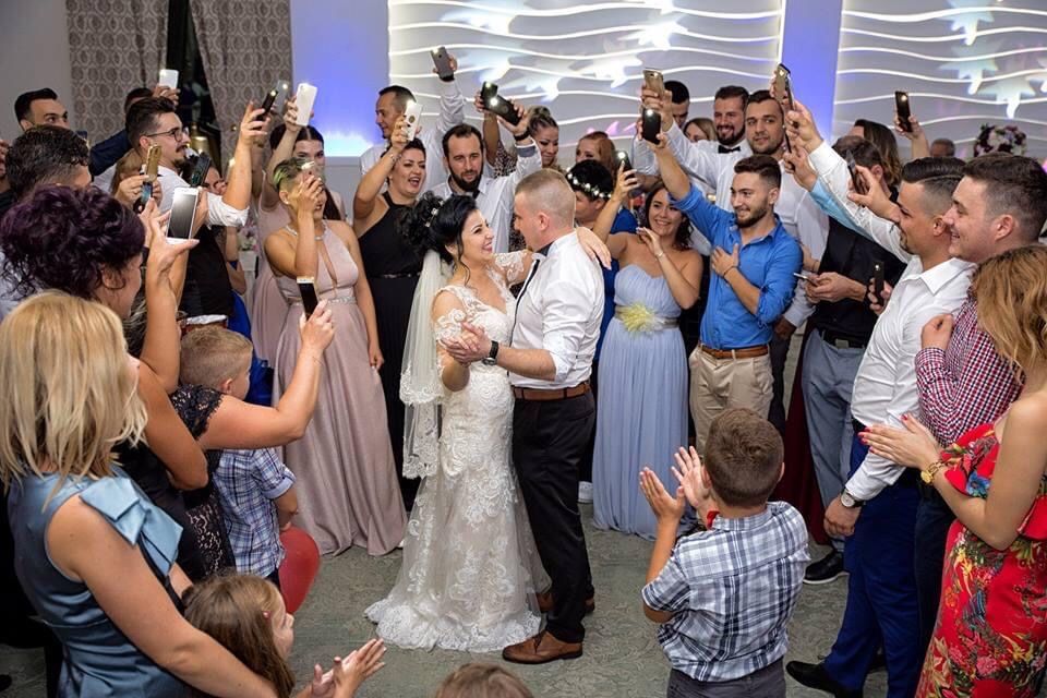 DJ Nunta-Botez-Majorat(Fum greu,schela lumini,Foto-Video)