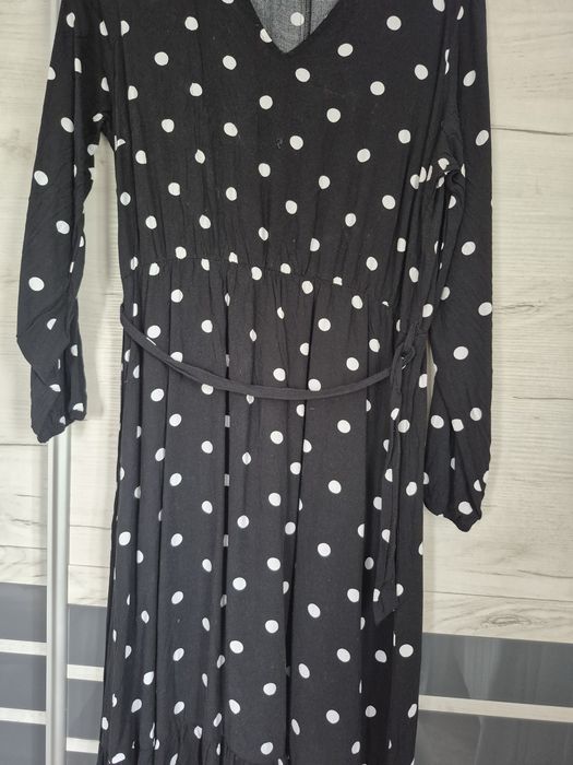 Rochie neagra cu buline