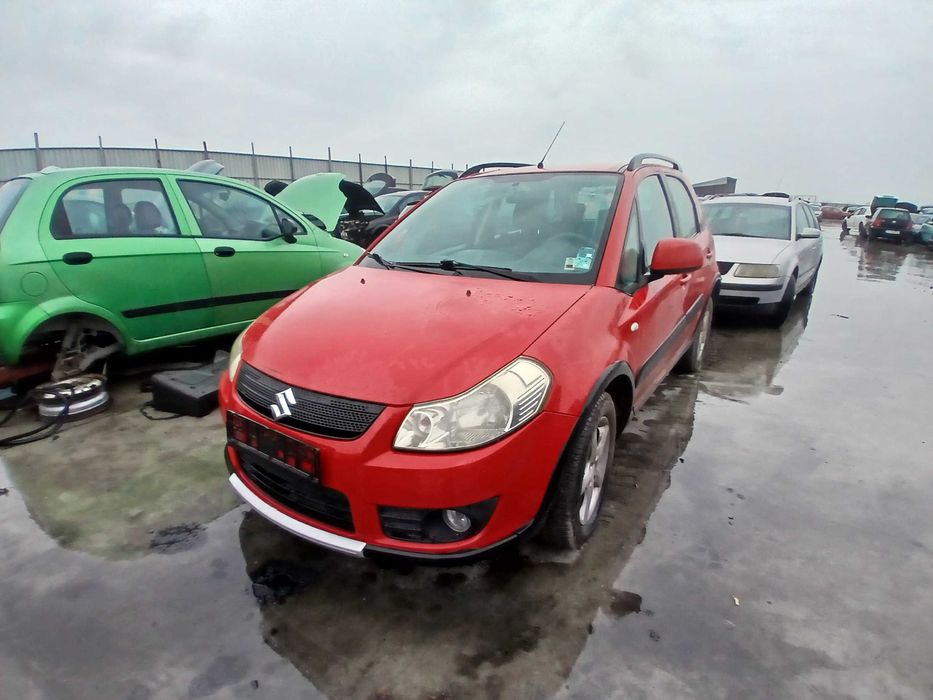 Dezmembrez suzuki sx4