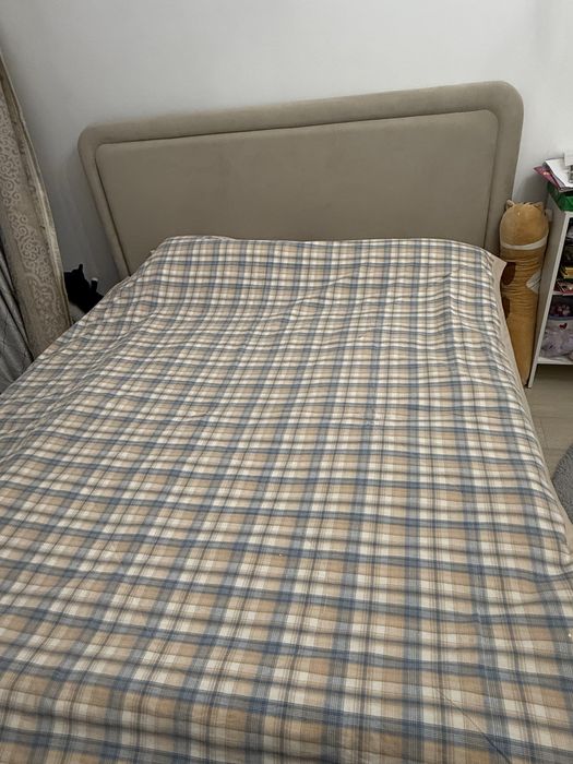 Продам кровать двух спальную