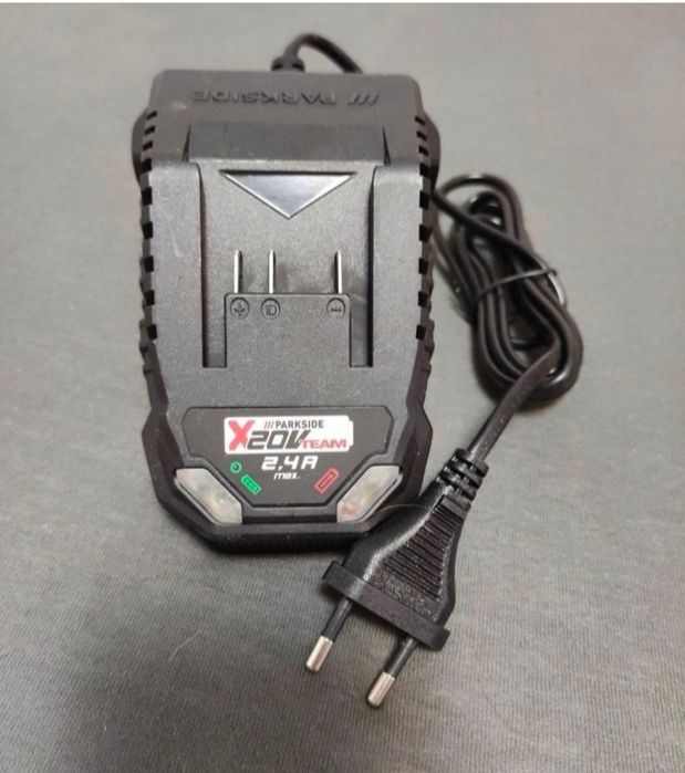 Încărcător Parkside x20v 2,4A