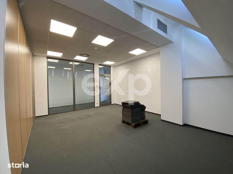 Inchiriere spatiu comercial 575 mp(divizibil) – ultra central IASI