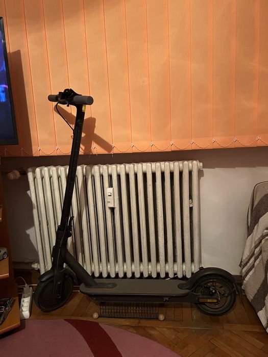 Trotineta Xiaomi MI Electric scouter 1S