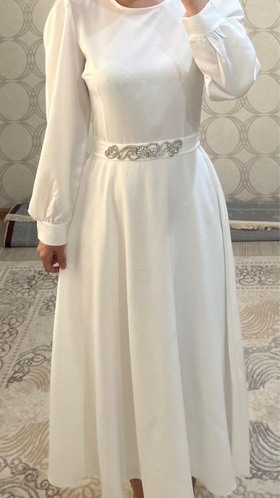 Кажекей с платьем