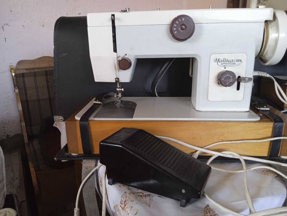 Продам две рабочие швейные машины марки "ЧАЙКА"