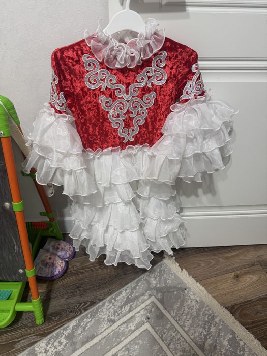 Продам платья на наурыз