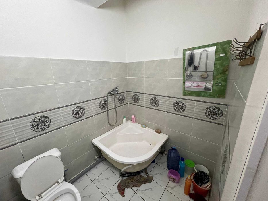 Zardorda uy sotiladi