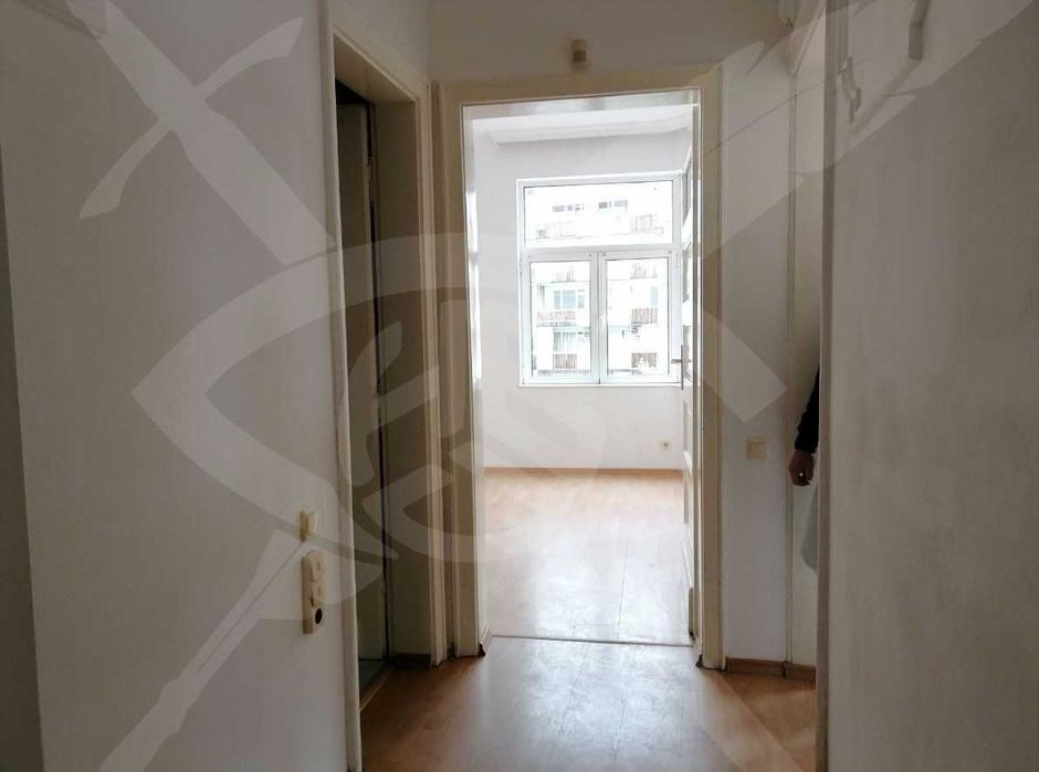 Продава се Тристаен апартамент в Пловдив, Център - 99 кв.м за 1839 €/кв.м - Снимка #3