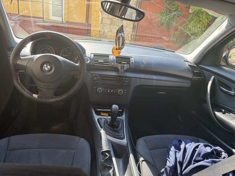BMW Seria 1 2010 — imagine 2