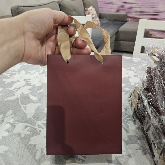 Пакеты для подароков