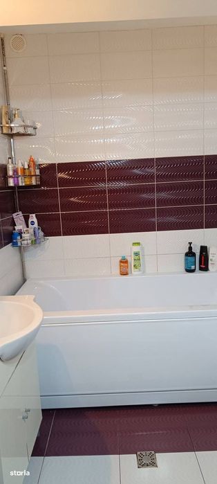 Apartament 3 camere 75 mp, etajul 1 - bloc constructie noua, Bradet