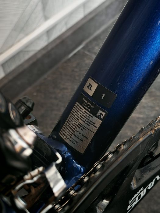 Шоссейный велосипед Giant Contend 1 — Идеальное состояние