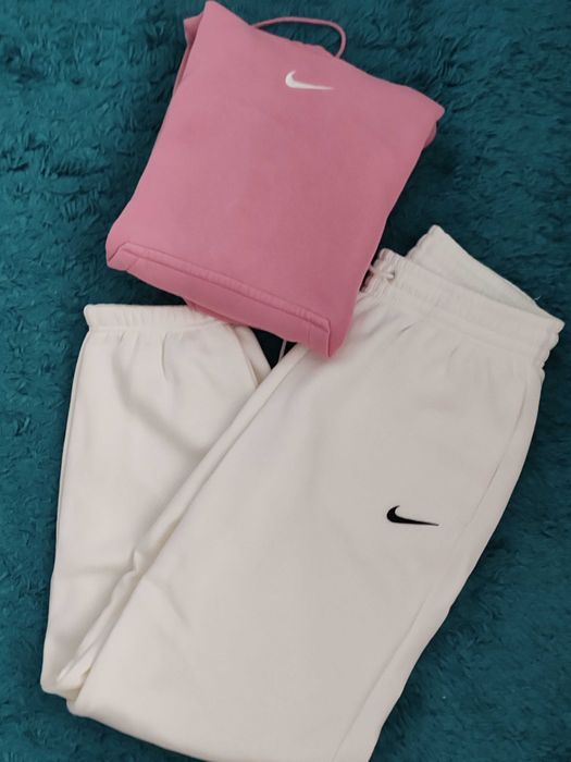 Дамски суитшърт Nike