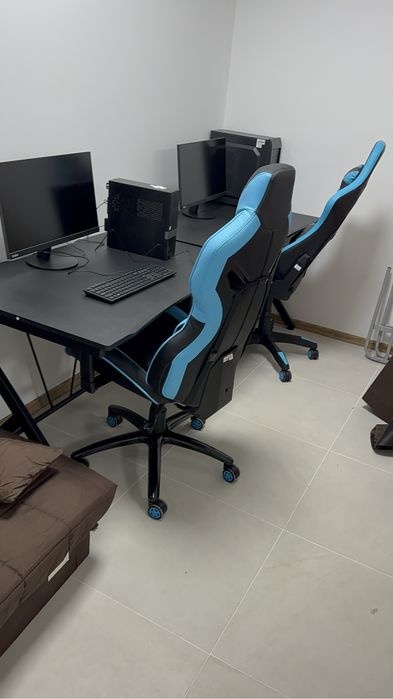 Echipament sala gaming scaune,calculatoare,mese,monitoare etc.