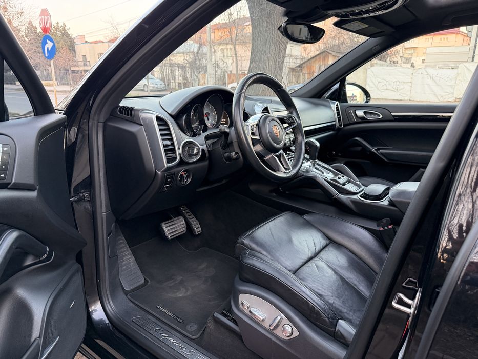 Vand/Schimb Cayene Facelift 4,2D FULL OPTION