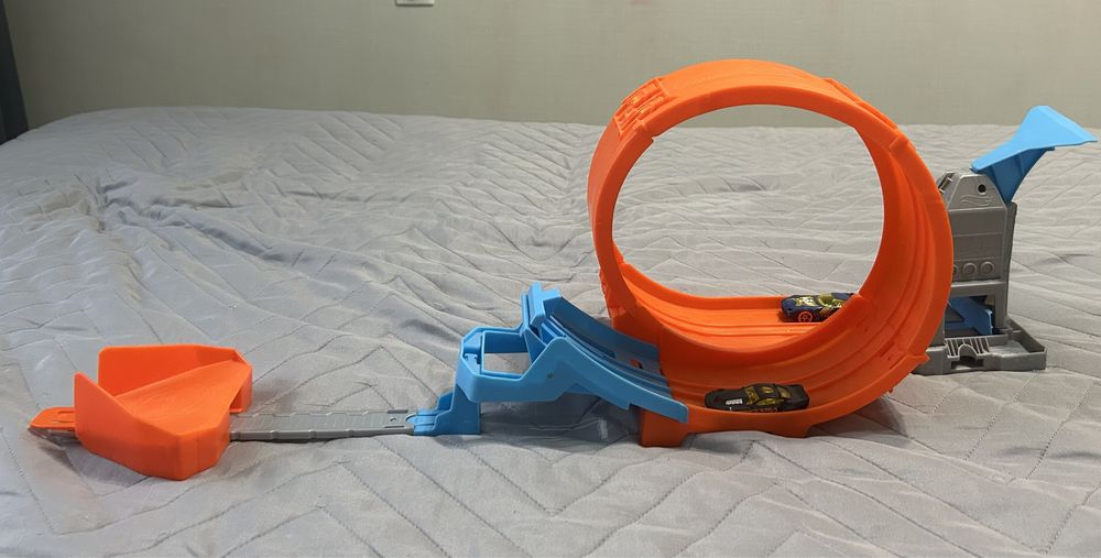 Оригинал Hot Wheels трек