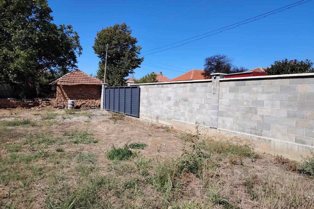 Къща в близост до Дунав и Искър област Плевен.