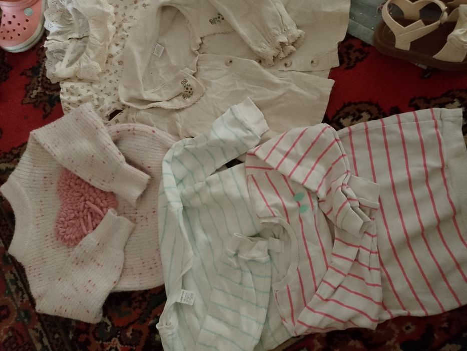 Продам целый пакет вещей для девочки. Пакет 100.000