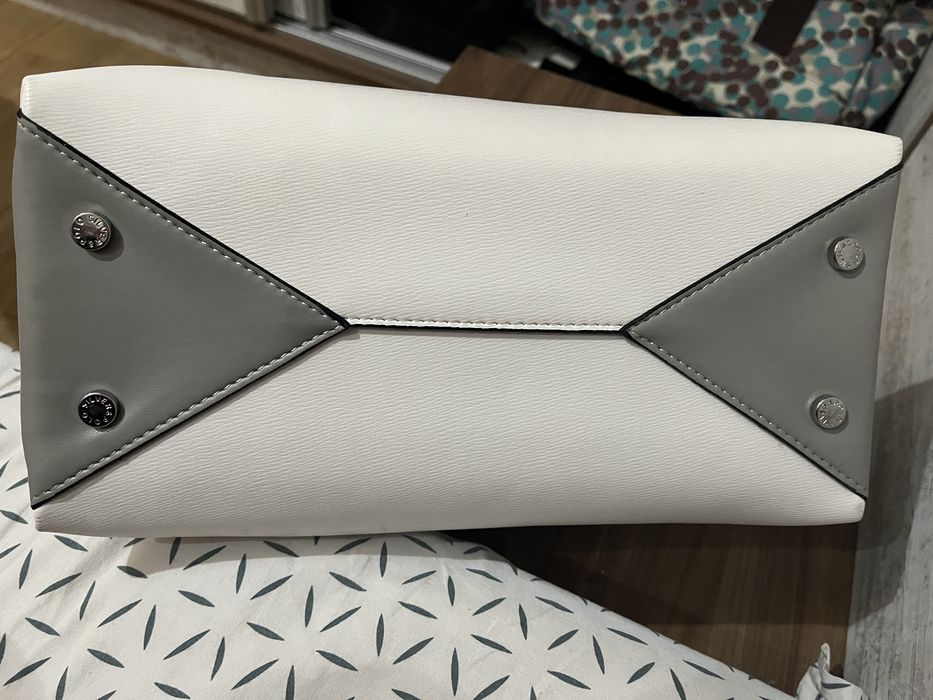 Дамска чанта Silver & Polo (сиво/бяло)