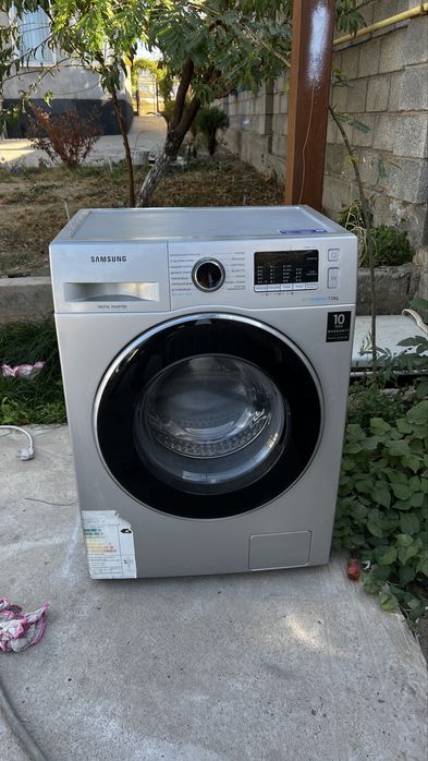 Продам стиральную машину