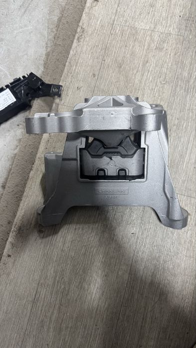 Подушка Changan uni-V