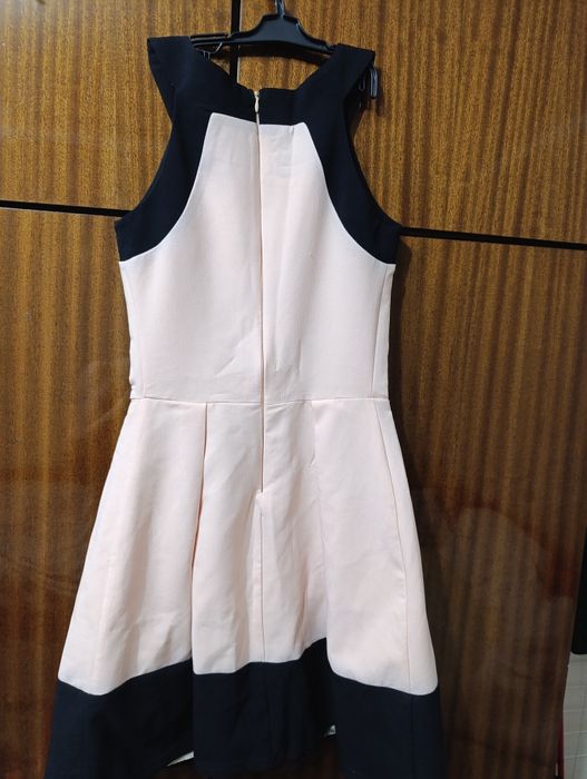 Рокля за младо момиче