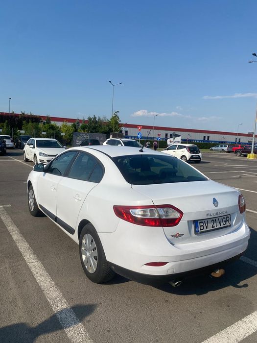 Vând Renault Fluence 2010