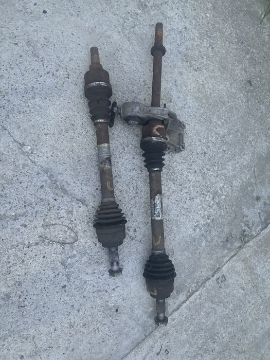 Planetara stanga /dreapta  citroen c4  1.6 16 v