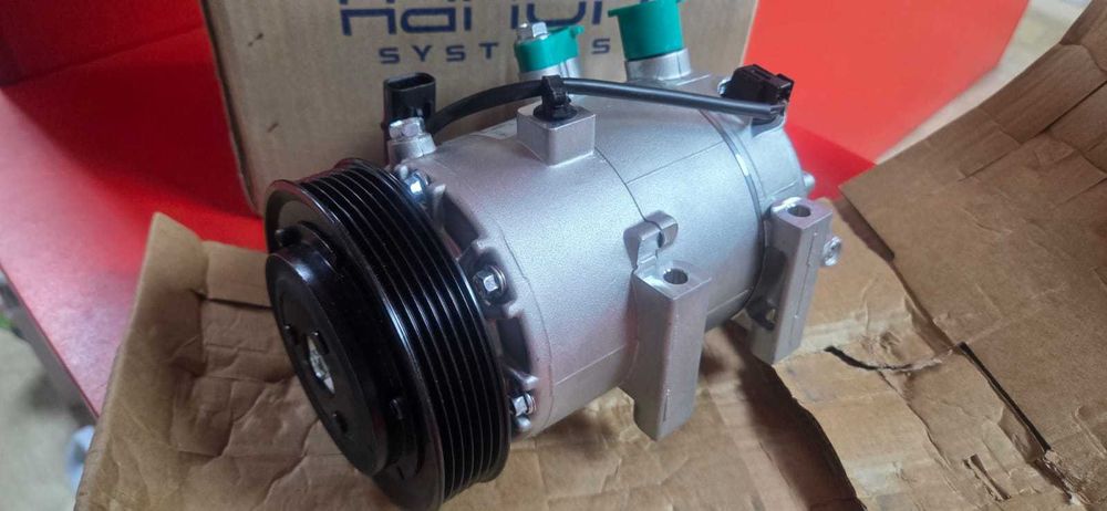 Компрессор кондиционера Hyundai I30/ KIA CEED 2013-